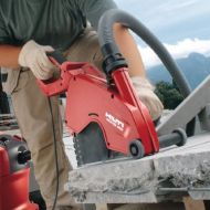 Rezanie betónových stien Rezačka + vysávač + kotúč